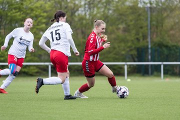 Bild 107 - wBJ SV Wahlstedt - TuS Tensfeld : Ergebnis: 0:0